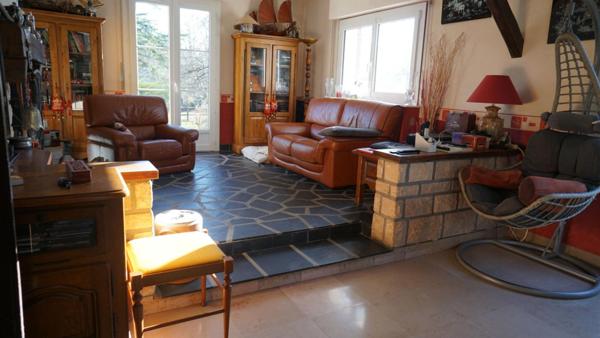 Maison Familiale 8 pièces 200m² sur sous sol total