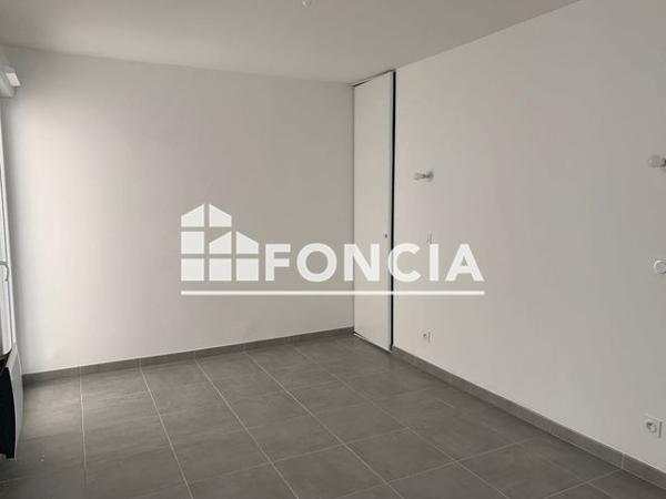 Location Appartement 2 pièces 45.22 m² - 46 RUE DE CANNES Cannes 06150