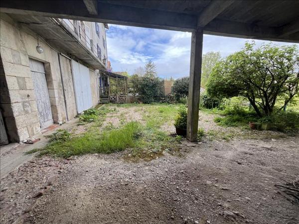 Maison à vendre |  Ribérac |  7 pièces | 210 m²