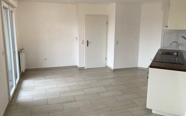 Appartement à louer    2 pièces •  Noisy-le-Grand