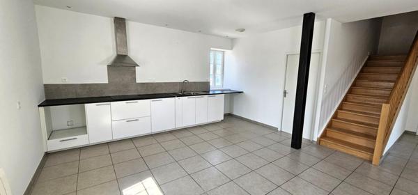 Appartement à Montélimar de  140 m2 avec 4 chambres et un jardin