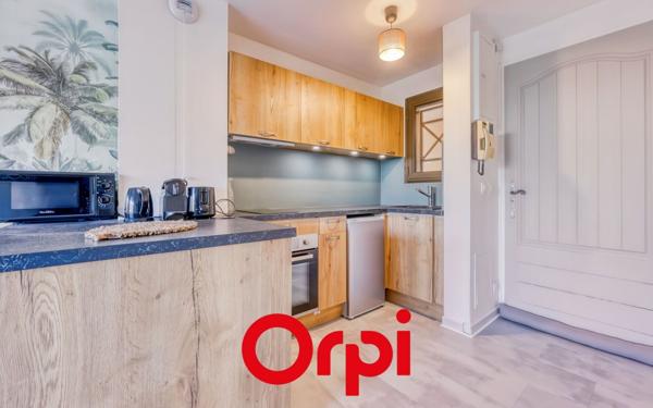 Appartement à louer    3 pièces • 45,90 m2 Bandol