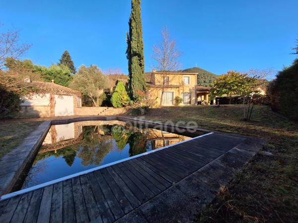 Maison à vendre 7 pièces sur la commune de SAINT JEAN DU GARD (30)