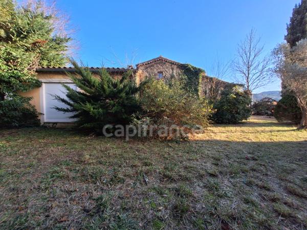 Maison à vendre 7 pièces sur la commune de SAINT JEAN DU GARD (30)