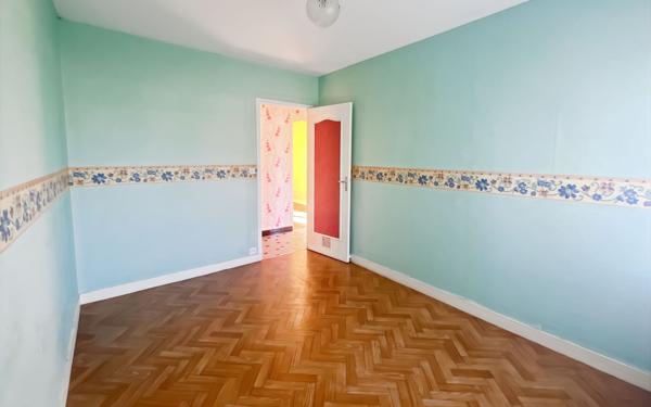 Maison à vendre    5 pièces •  La Ferté-Saint-Aubin