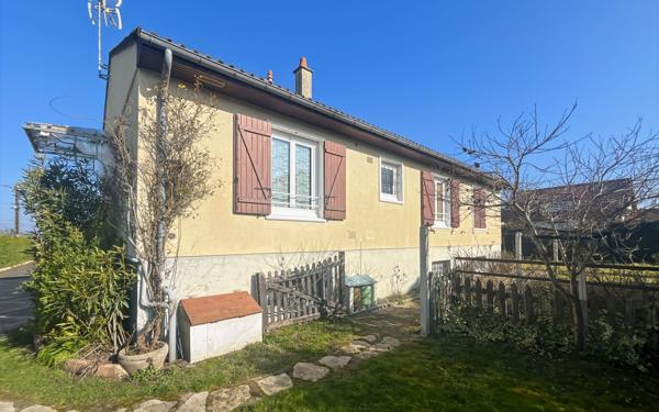 Maison à vendre    5 pièces •  La Ferté-Saint-Aubin