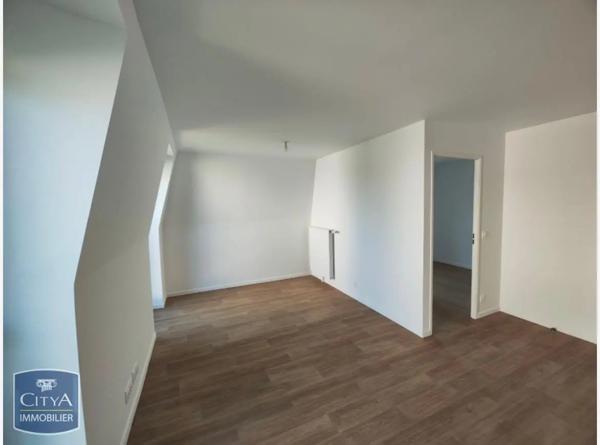 Appartement à louer 3 pièces 54.9m² Dourdan (91410)