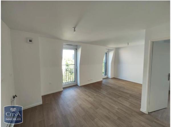 Appartement à louer 3 pièces 54.9m² Dourdan (91410)