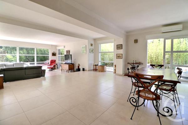 Maison à vendre  5 pièces - 146 m2 ST RAPHAEL - 83