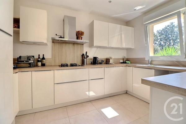 Maison à vendre  5 pièces - 146 m2 ST RAPHAEL - 83