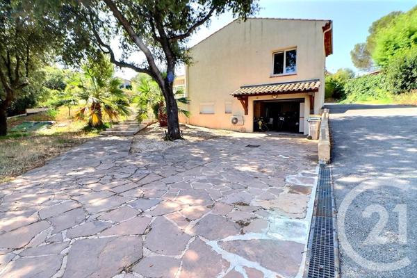 Maison à vendre  5 pièces - 146 m2 ST RAPHAEL - 83