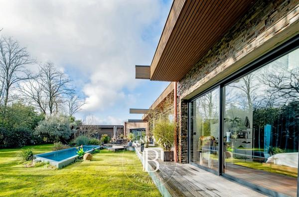 Mérignac, Maison 5 Chambres -  320 m² à vendre