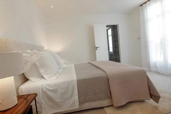 A vendre à Cannes, belle maison de ville rénovée