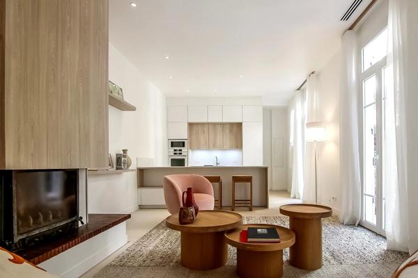 A vendre à Cannes, belle maison de ville rénovée