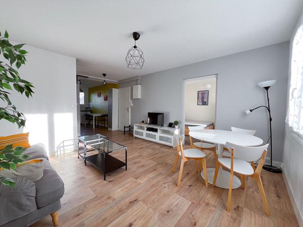 ANGERS Strasbourg - Appartement T4 de 3 chambres avec balcon, stationnement, cave et grenier !