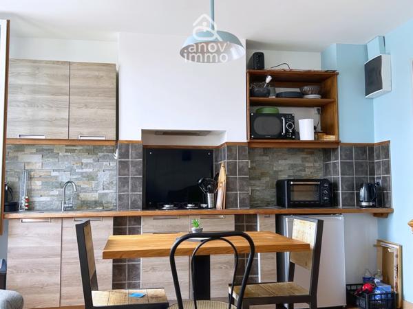 Immeuble
                                                                                                                                                
                                                                                                                                                
                                                                                                                                                
                                                    
                                                                                                                                                                                                                                                                                                                        100  m²