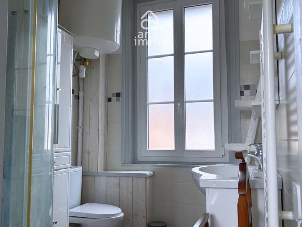 Immeuble
                                                                                                                                                
                                                                                                                                                
                                                                                                                                                
                                                    
                                                                                                                                                                                                                                                                                                                        100  m²