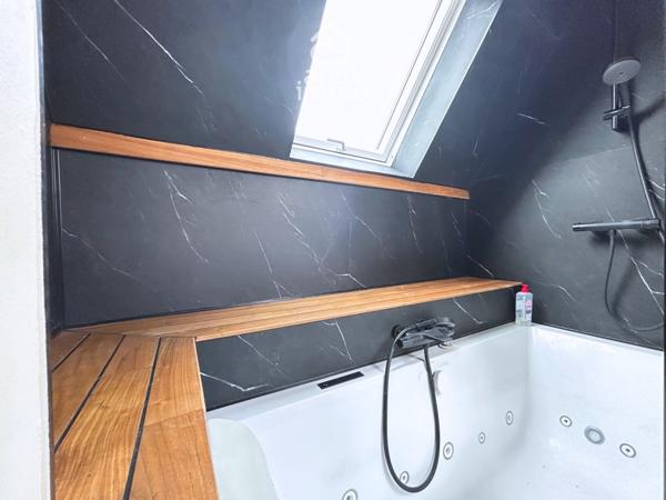 Immeuble
                                                                                                                                                
                                                                                                                                                
                                                                                                                                                
                                                    
                                                                                                                                                                                                                                                                                                                        100  m²