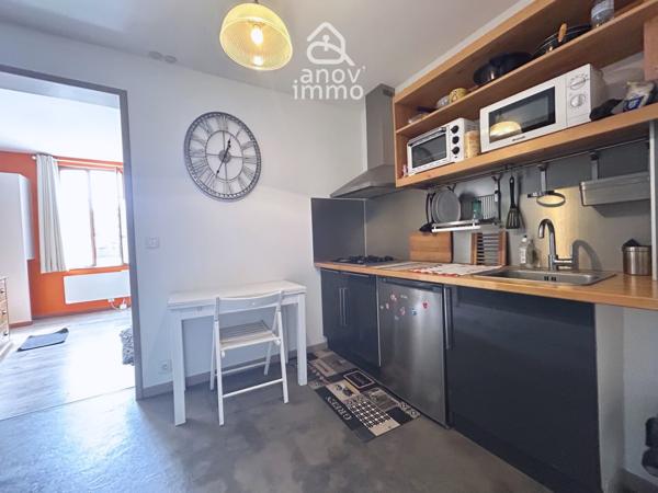 Immeuble
                                                                                                                                                
                                                                                                                                                
                                                                                                                                                
                                                    
                                                                                                                                                                                                                                                                                                                        100  m²