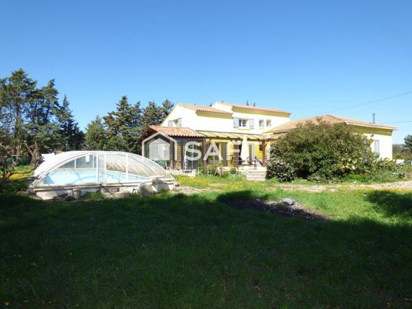 Villa piscine et logement T2