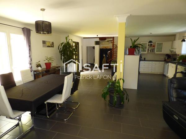 Villa piscine et logement T2