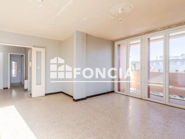 À vendre Appartement 4 pièces 77.57 m² - Salon-de-provence 13300