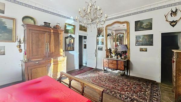 Quartier Monselet, garage de 45m², 9 chambres