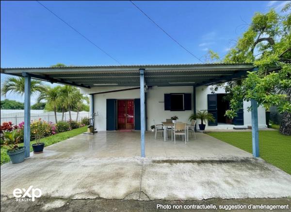 Maison de plain-pied 4 pièces avec terrasse couverte et jardin arboré
