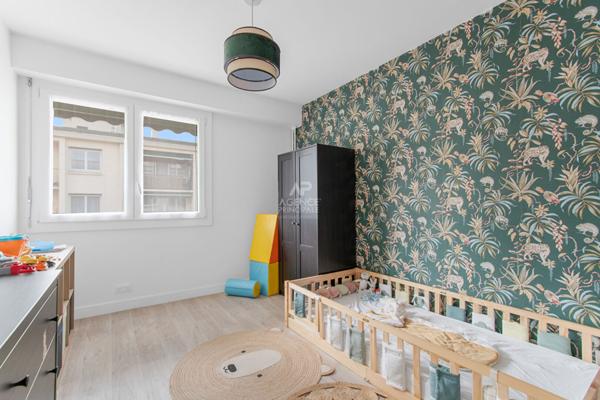 Appartement Saint Germain En Laye 3 pièce(s) 71.99 m2 299 000 € ** - Référence 17380