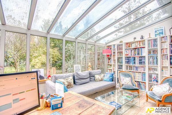 Versailles Porchefontaine maison 8 pièces 187 m² au sol (183 m² habitables) avec jardin clos et garage €1 549 000 ** - Référence 25878