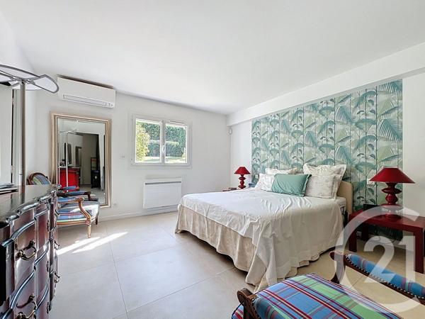 Maison à vendre  7 pièces - 193 m2 MOUGINS - 06