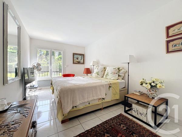 Maison à vendre  7 pièces - 193 m2 MOUGINS - 06