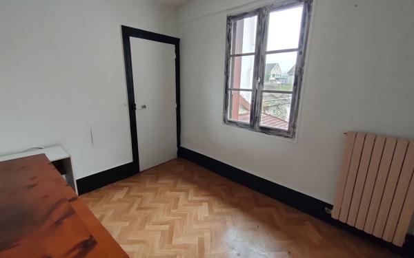 Maison à vendre    3 pièces •  Rozay-en-Brie