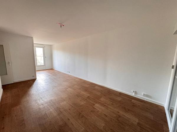 MONTIVILLIERS - APPARTEMENT DUPLEX F4 DE 100M AVEC DEUX TERRASSES, ET UN GARAGE