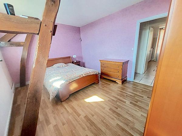 À vendre - Maison ancienne, 9 pièces située à Salbris (41300)