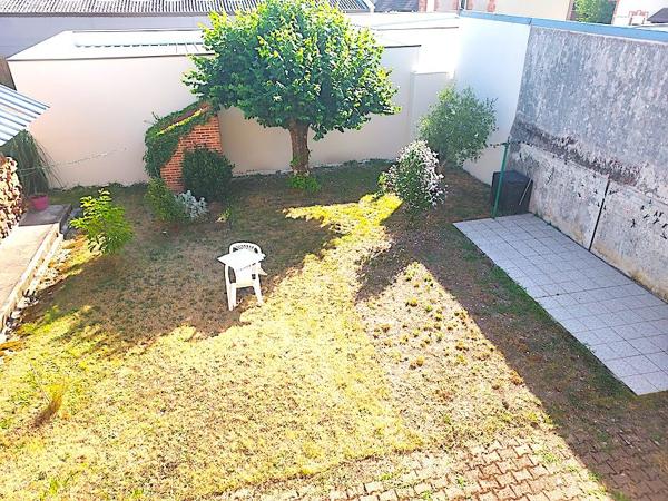 À vendre - Maison ancienne, 9 pièces située à Salbris (41300)