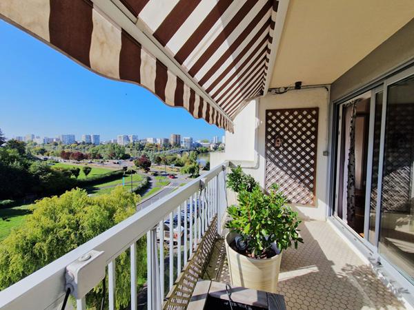 Appartement Saint Sebastien Sur Loire 140 m2, 4 chambres, dernier étage