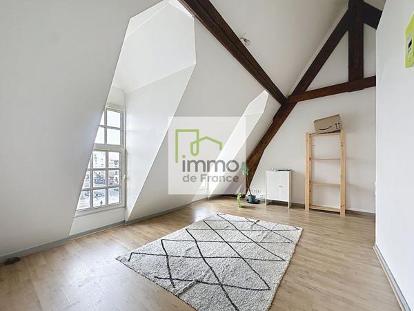 RARE ET UNIQUE SUR LA GRAND PLACE DE LILLE