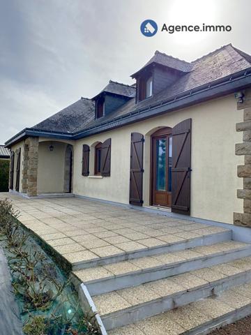 À vendre - Maison individuelle, 5 pièces située à Noyant-Villages (49490)