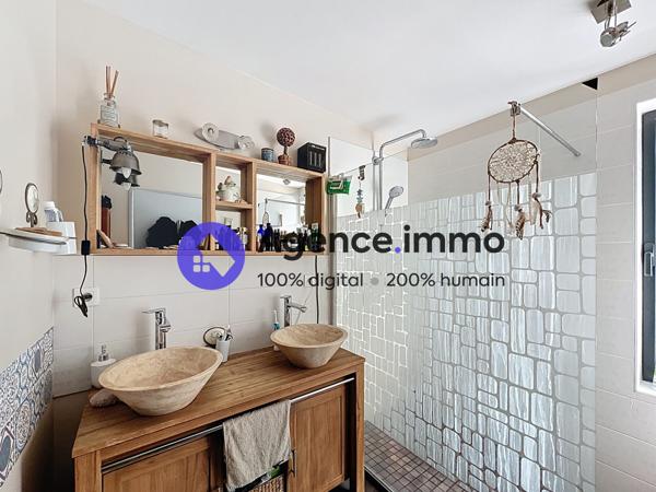 À vendre - Maison contemporaine, 4 pièces située à Vouvray (37210)