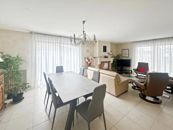 Vente Maison 5 pièces 122 m2 à Le Taillan-Médoc