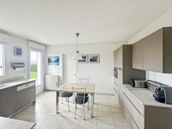 Vente Maison 5 pièces 122 m2 à Le Taillan-Médoc