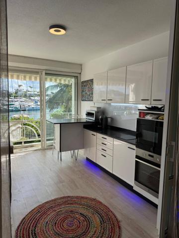 Appartement vue MER BAS DU FORT