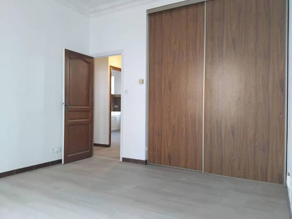 APPARTEMENT T2 A LOUER EN PLEIN CENTRE VILLE