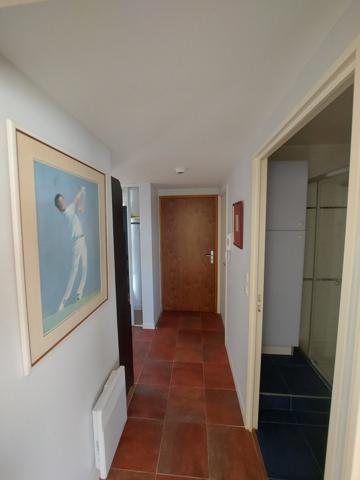 T2 La Rochelle quartier Les Minimes avec vue sur le lac de la sole