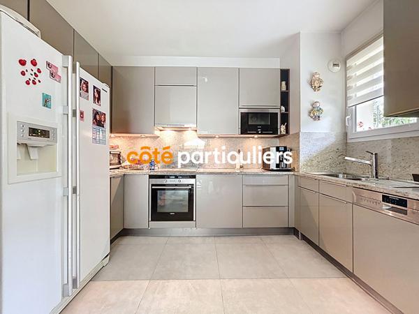 Vente Maison84 m² - 4 Pièces - LA VARENNE SAINT HILAIRE (94210)