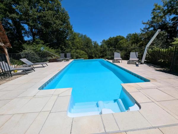 Vente Maison 9 pièces 260 m2 à Masclat