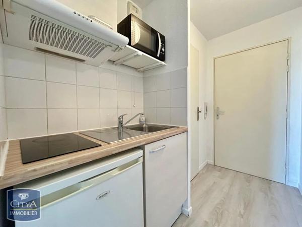 Appartement à louer 1 pièce 19.54m² Tours (37000)
