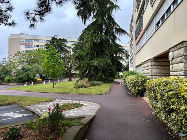Appartement Yerres 2 pièce(s) 48 m2, proche gare et centre ville