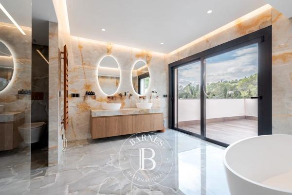 Valbonne, Villa 4 Chambres -  210 m² à vendre